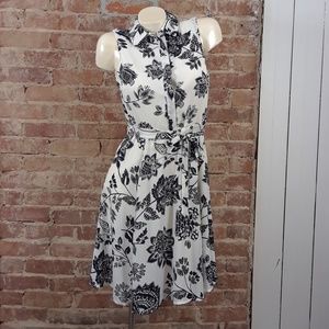 Banana Republic Fit & Flare Dress Sz4 White Floral